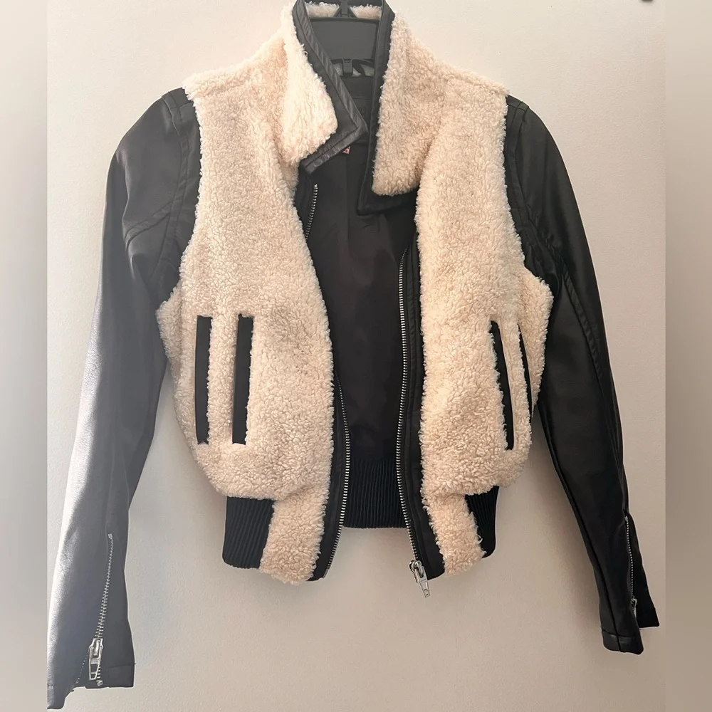Blank NYC Girls Kids Faux Leather Shearling Jacket Size M - Picture 1 of 11